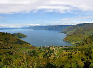 Danau Toba di Sumatera Utara